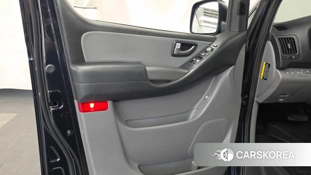Hyundai The New Grand Starex id 4900267 из Кореи 16
