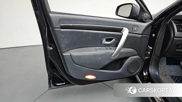 Renault Korea (Samsung) SM7 Nova id 4294844 из Кореи 16