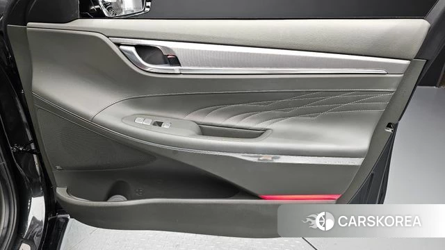 Hyundai The New Grandeur IG id 4525276 из Кореи 16
