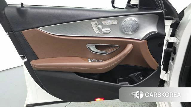 Mercedes-Benz E-Class W213 id 4633091 из Кореи 16