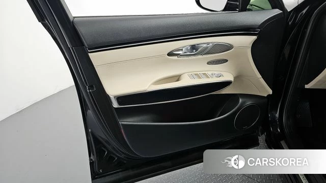 Genesis GV70 id 4293220 из Кореи 16