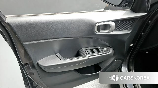 Hyundai Venue id 4383951 из Кореи 16