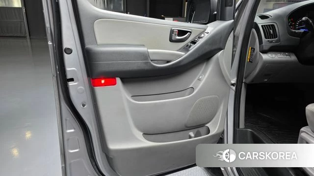 Hyundai The New Grand Starex id 4651636 из Кореи 16