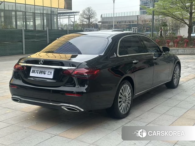 Mercedes-Benz E-class id 4260862 из Китая 16