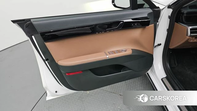 Hyundai Grandeur Hybrid (GN7) id 4308582 из Кореи 16