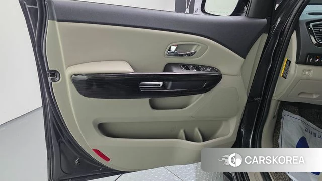 Kia The New Carnival id 4732623 из Кореи 16