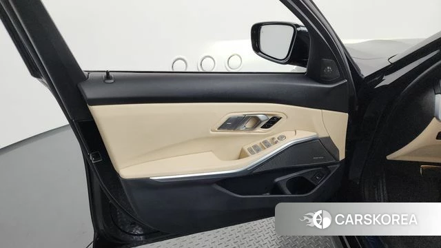 BMW 3 Series (G20) id 4421858 из Кореи 16
