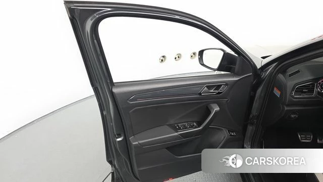 Volkswagen T-Roc id 4593774 из Кореи 16