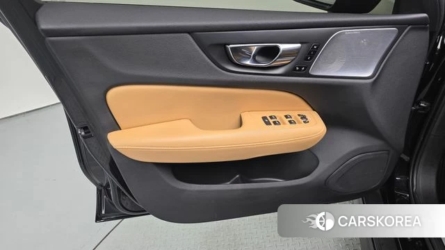 Volvo V60 Cross-Country 2nd Generation id 4603894 из Кореи 16