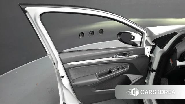 Volkswagen Golf 8th Generation id 4612088 из Кореи 16