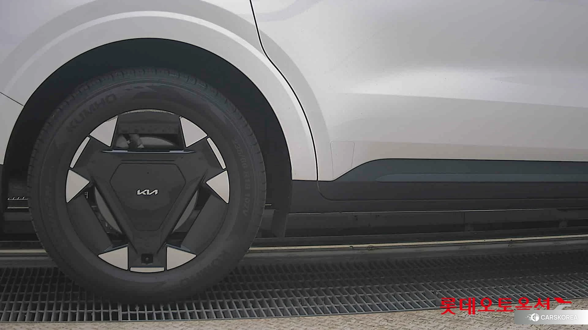 Kia Carnival Hybrid id 4347330 из Кореи 16