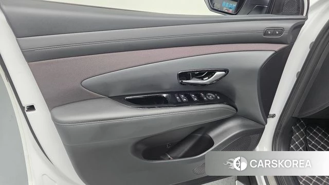 Hyundai The New Tucson (NX4) id 4413750 из Кореи 16