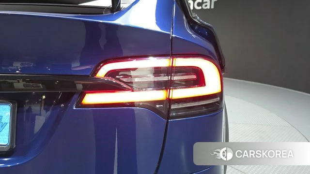 Tesla Model X id 4613132 из Кореи 16