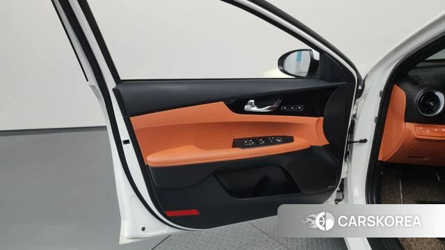Kia The New K3 2nd generation id 4528195 из Кореи 16