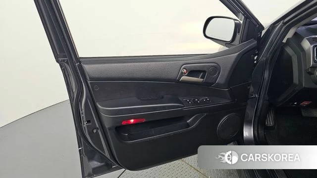 Ssangyong The New Korando Sports id 4448364 из Кореи 16