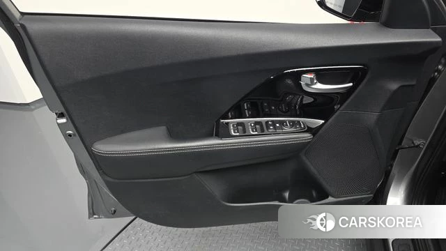 Kia Niro EV id 4712180 из Кореи 16