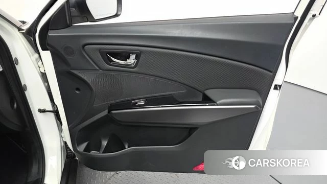 Ssangyong Tivoli Air id 4568545 из Кореи 16