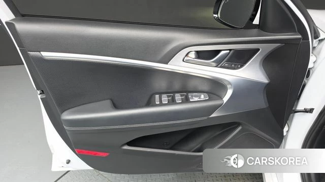 Genesis G70 id 4751325 из Кореи 16