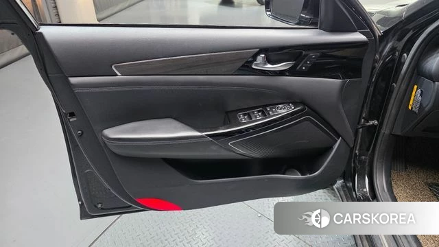 Kia K7 Premier Hybrid id 4855904 из Кореи 16