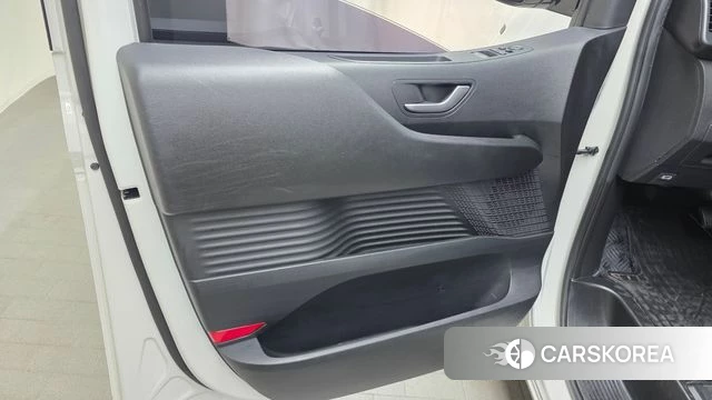 Hyundai Staria id 4501230 из Кореи 16