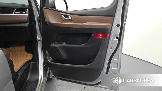 Hyundai The New Grand Starex id 4776311 из Кореи 16