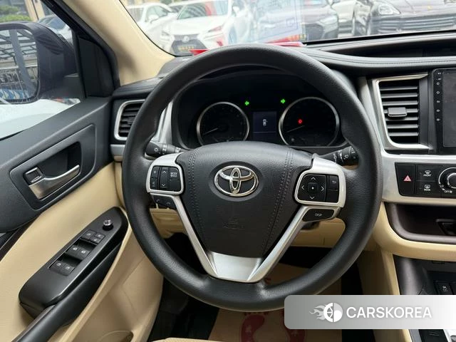Toyota Highlander id 4220674 из Китая 16