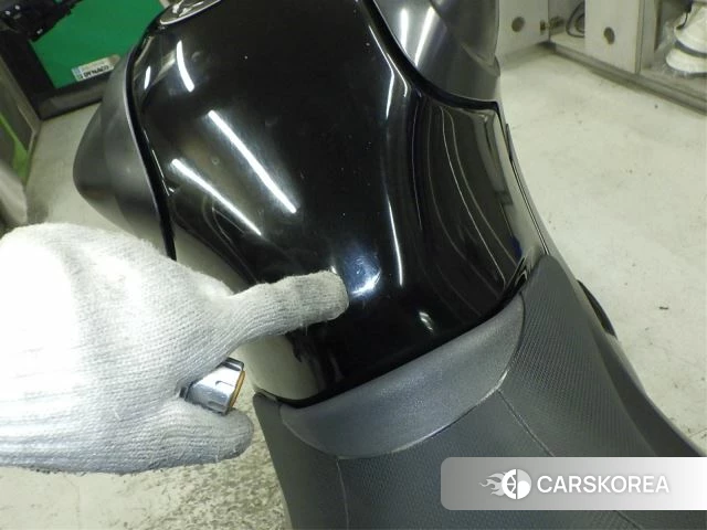 Suzuki GLADIUS 400 id 3947119 из Японии 16