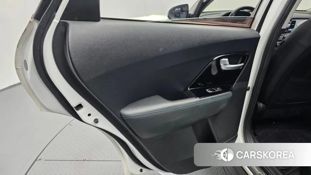 Kia Niro EV id 4519761 из Кореи 16