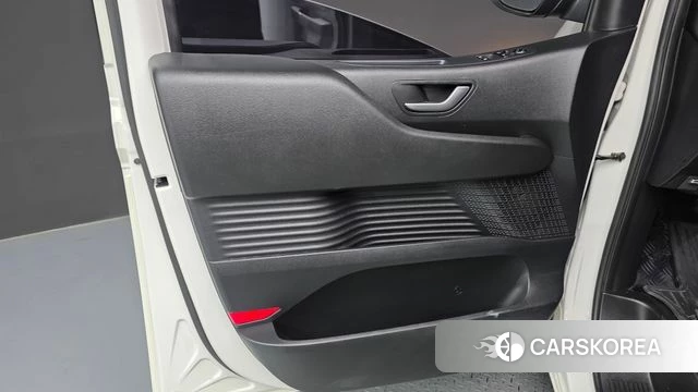 Hyundai Staria id 4529126 из Кореи 16