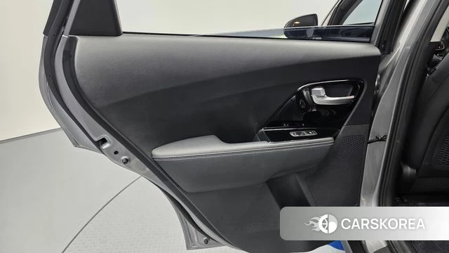 Kia Niro EV id 4445183 из Кореи 16