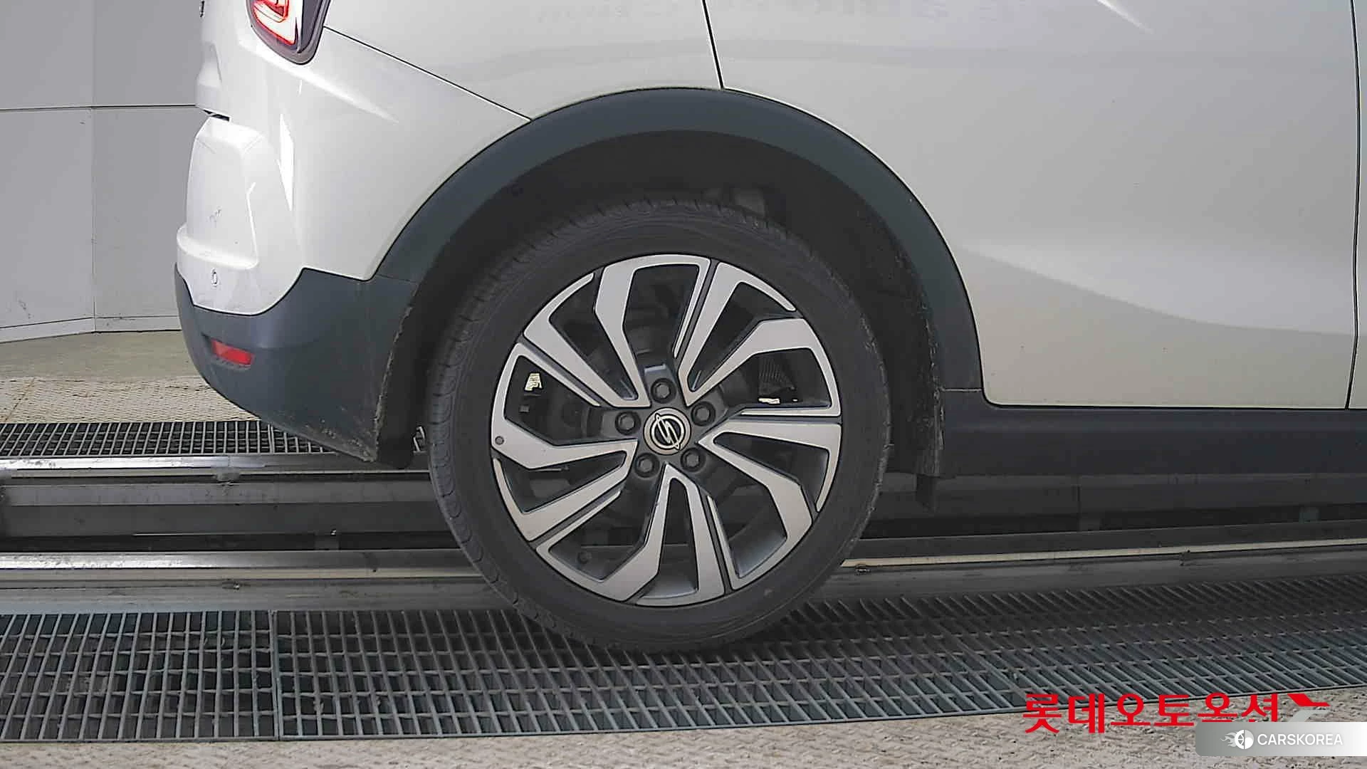 SsangYong Tivoli id 4289664 из Кореи 16