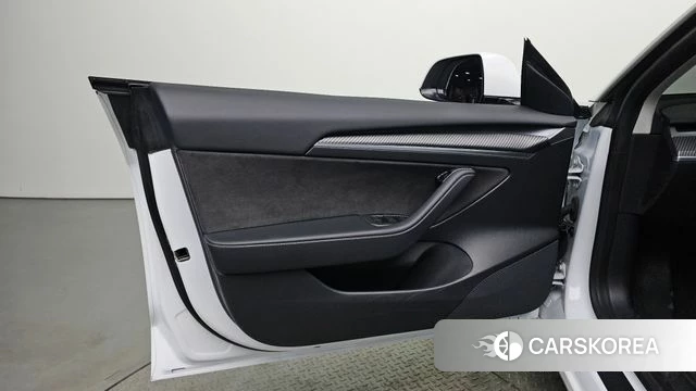 Tesla Model 3 id 4281807 из Кореи 16