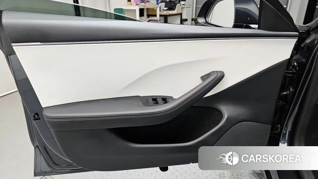Tesla Model 3 id 4421545 из Кореи 16