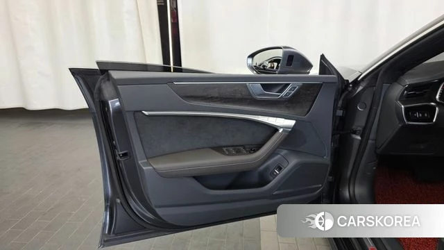 Audi A7 (4K) id 4445841 из Кореи 16