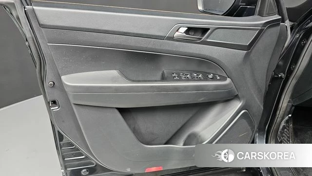 Ssangyong The New Rexton Sports Cannes id 4670514 из Кореи 16