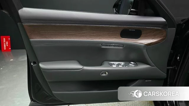 Genesis G90 (RS4) id 4898148 из Кореи 16