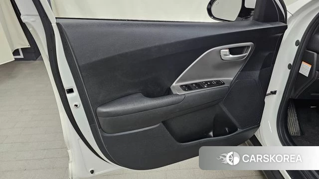 Kia Niro Plus id 4631155 из Кореи 16