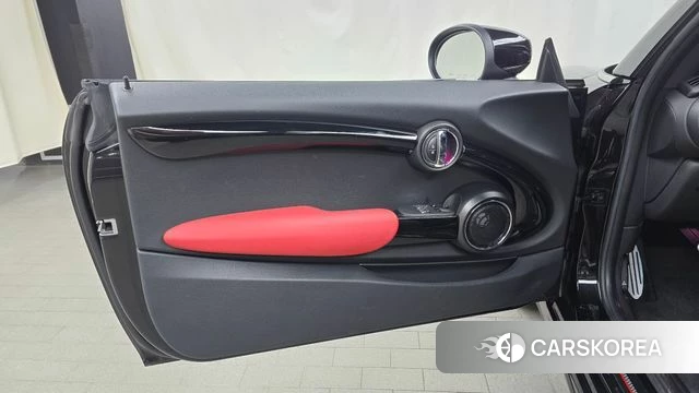 Mini Cooper S id 4410407 из Кореи 16