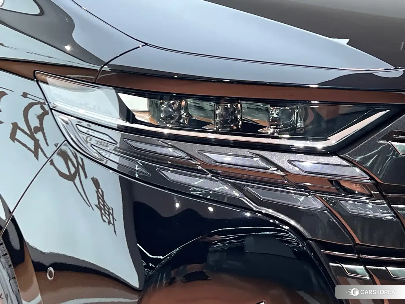 Toyota Elfa id 4515600 из Китая 16