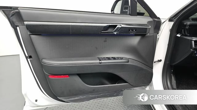 Hyundai Grandeur (GN7) id 4892953 из Кореи 16