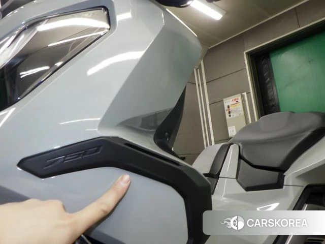 Проданный Honda X-ADV 750 id 4184606 из Японии, фото 16