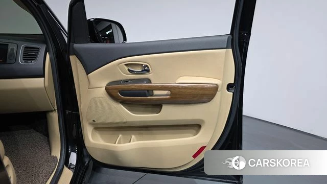 Kia All New Carnival id 4483250 из Кореи 16