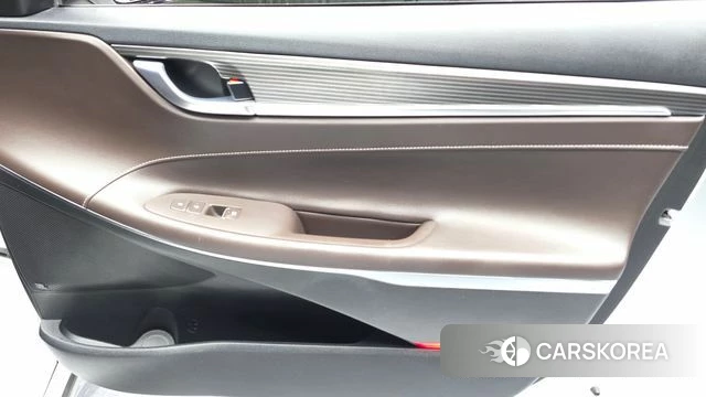 Hyundai Grandeur IG Hybrid id 4937772 из Кореи 16