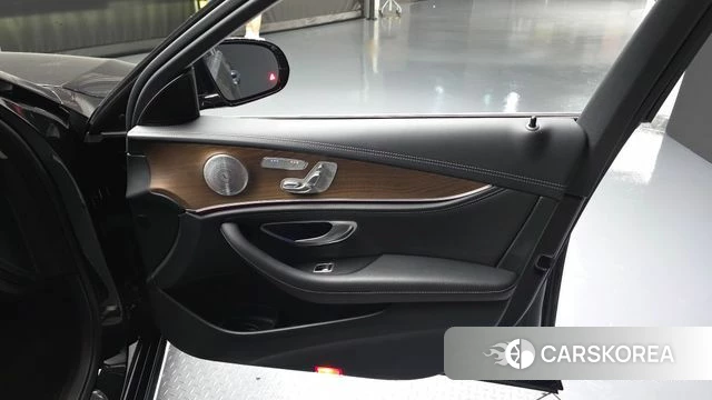 Mercedes-Benz E-Class W213 id 4482471 из Кореи 16