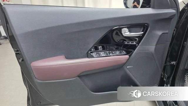 Kia The New Niro id 4561917 из Кореи 16