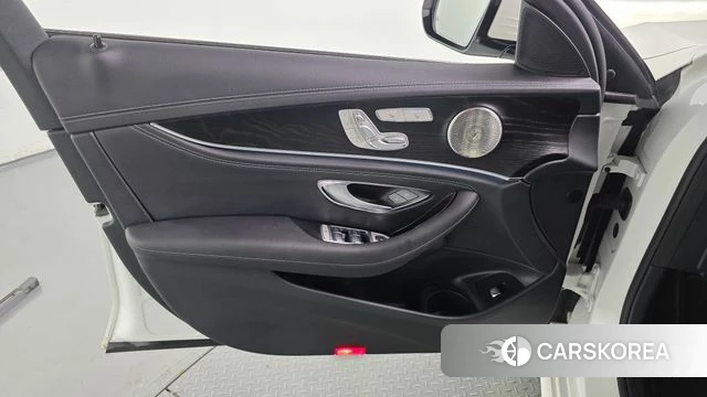 Mercedes-Benz E-Class W213 id 4534290 из Кореи 16