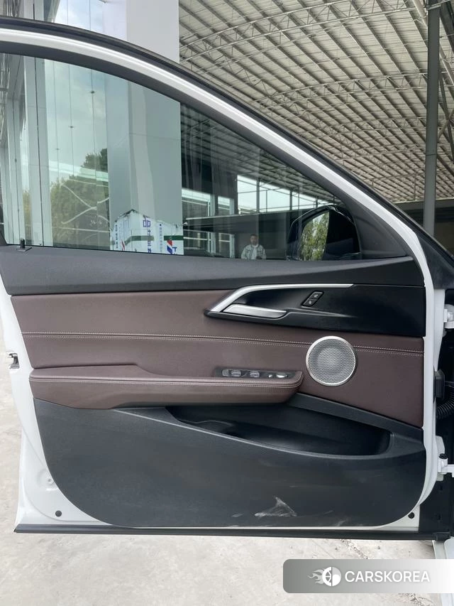 BMW 1 series id 4313932 из Китая 16