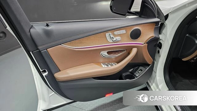 Mercedes-Benz E-Class W213 id 4343452 из Кореи 16