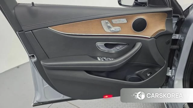 Mercedes-Benz E-Class W213 id 4872351 из Кореи 16