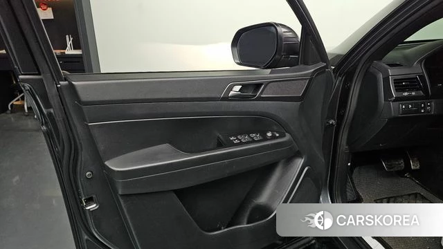 Ssangyong The New Rexton Sports Cannes id 4201999 из Кореи 16